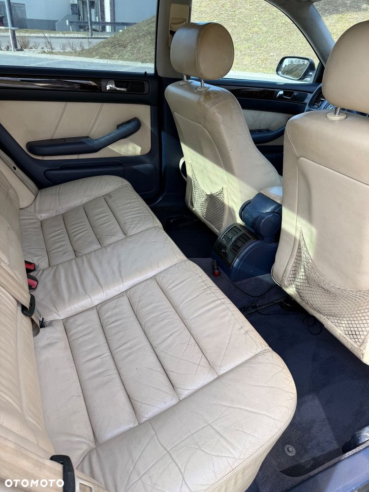 Audi A6 Limousine 1.9 TDI - 12