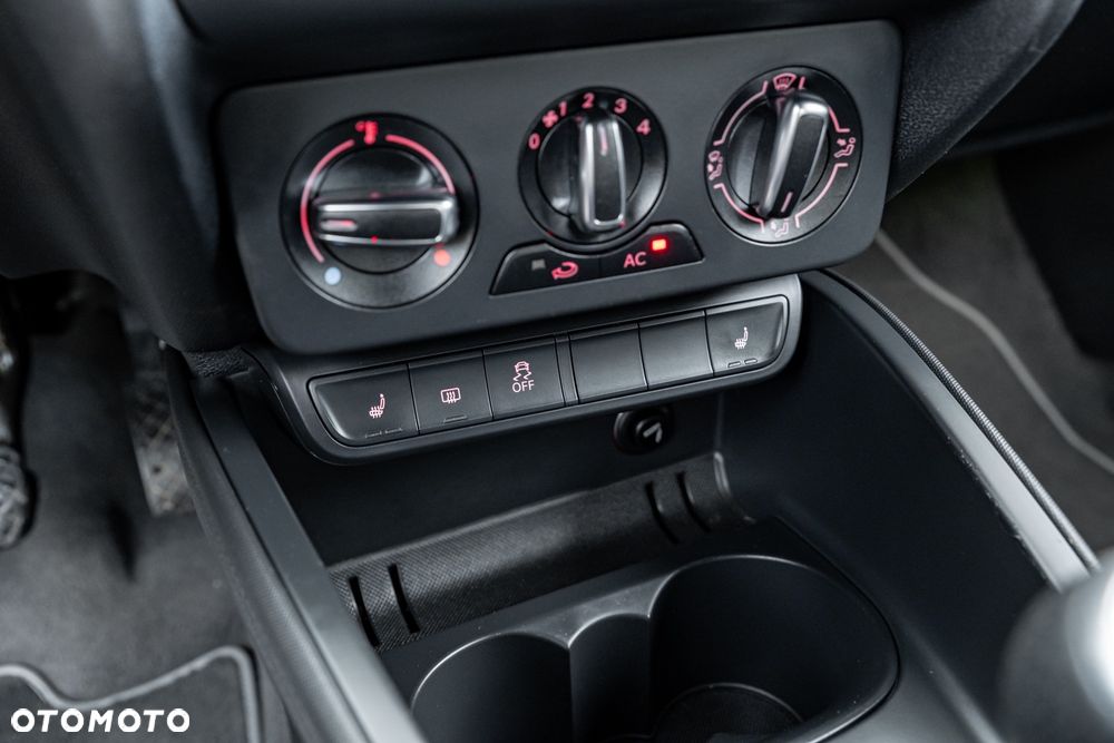 Audi A1 Sportback 1.4 TFSI S line Sportpaket - 27