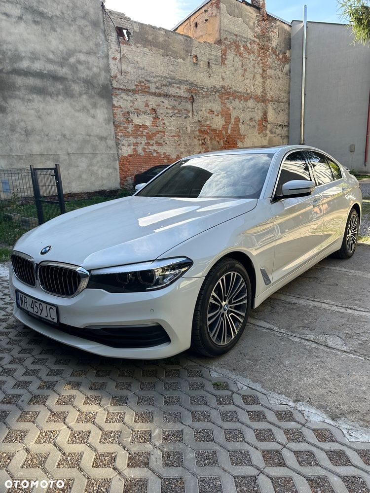 BMW Seria 5 530i xDrive Sport Line - 1