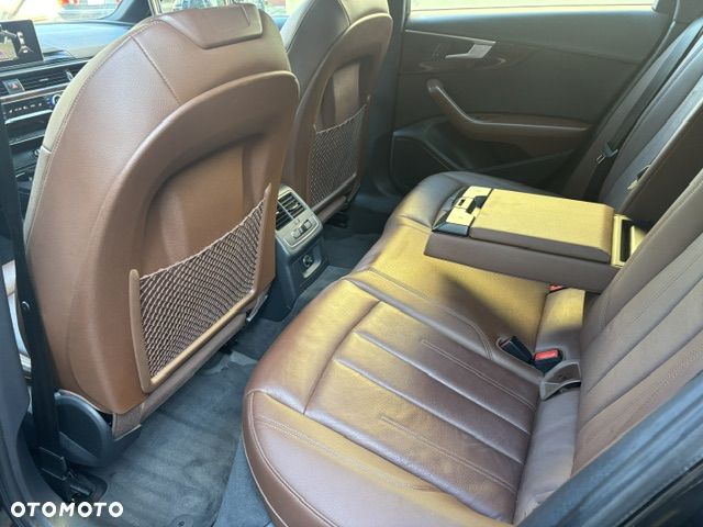 Audi A4 Limousine - 6