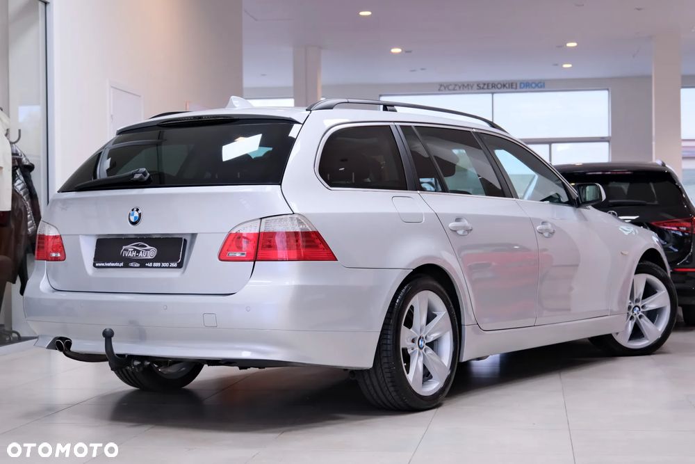 BMW Seria 5 525d xDrive Touring Edition Exclusive - 14