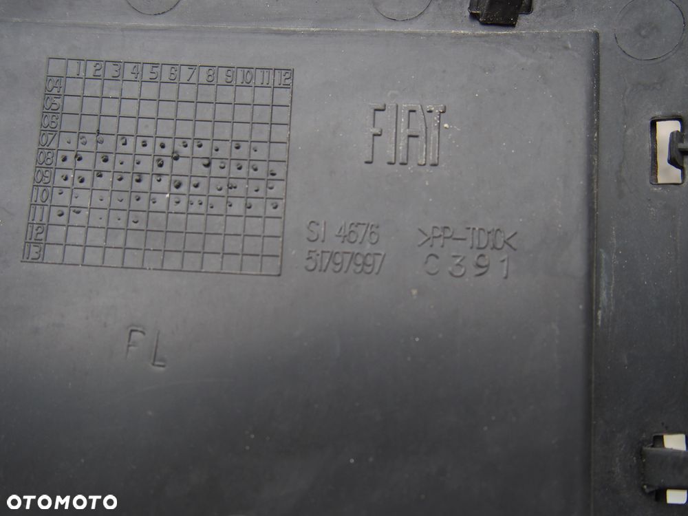 Fiat 500 07-13r Atrapa kratka zderzak - 3