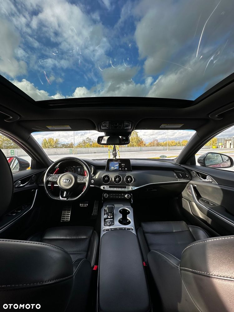 Kia Stinger 3.3 T-GDI AWD GT - 9