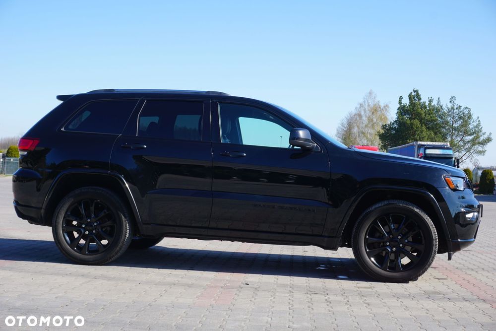 Jeep Grand Cherokee - 4