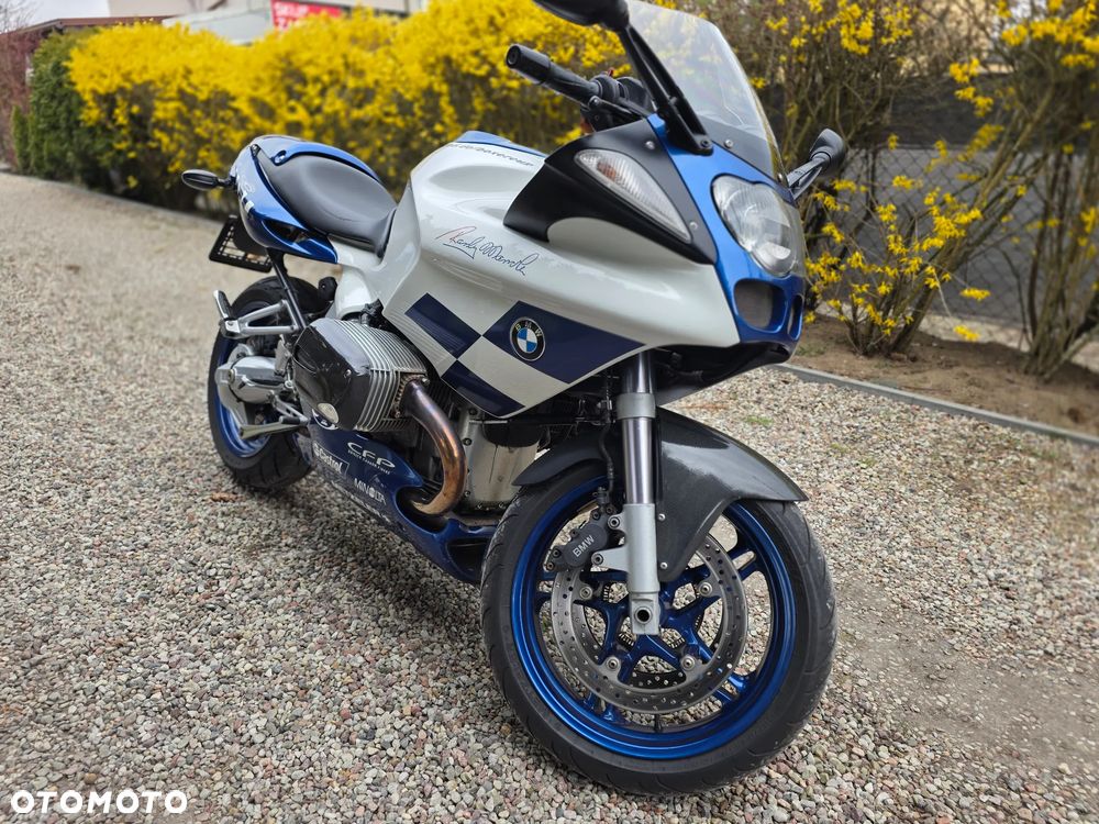 BMW R - 1