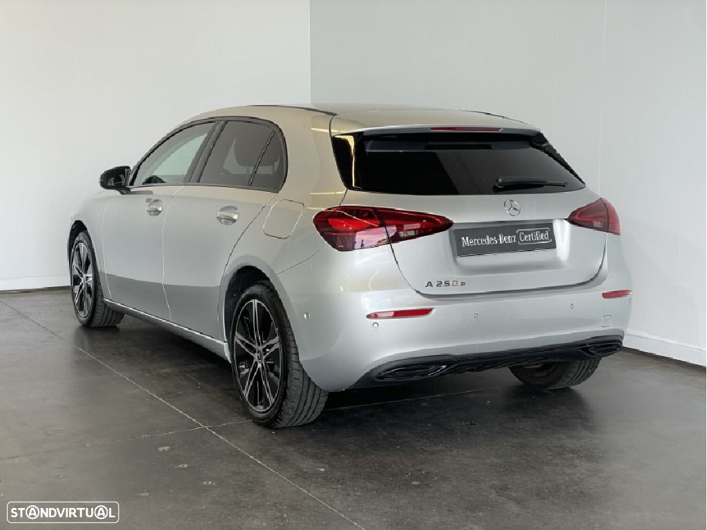 Mercedes-Benz A 250 e - 2