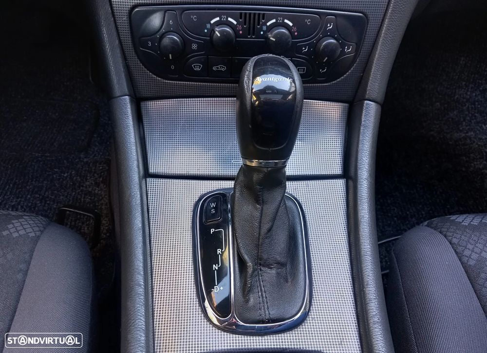 Mercedes-Benz C 220 CDi Avantgarde Aut. - 13