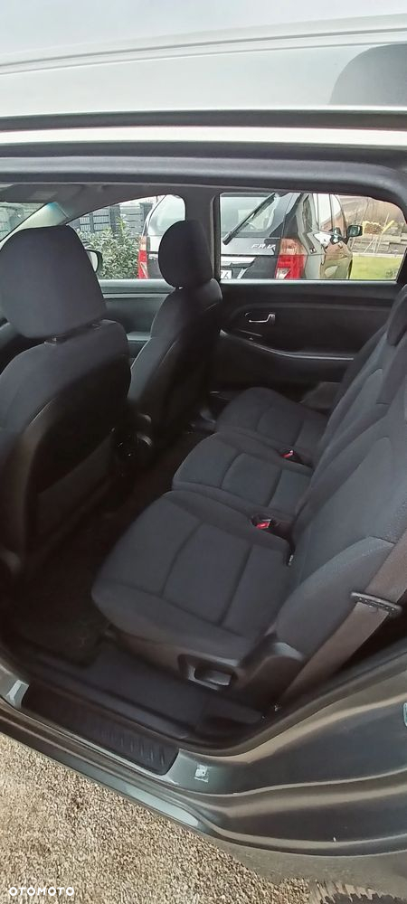 Kia Carens 1.7 CRDi M - 7