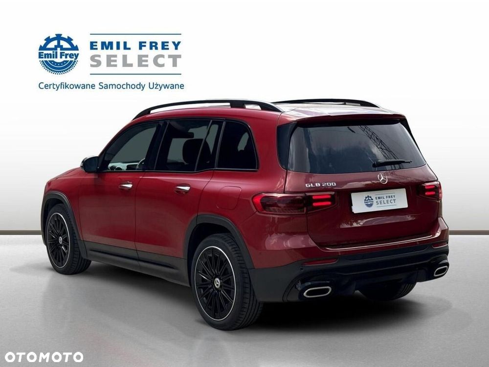 Mercedes-Benz GLB - 4