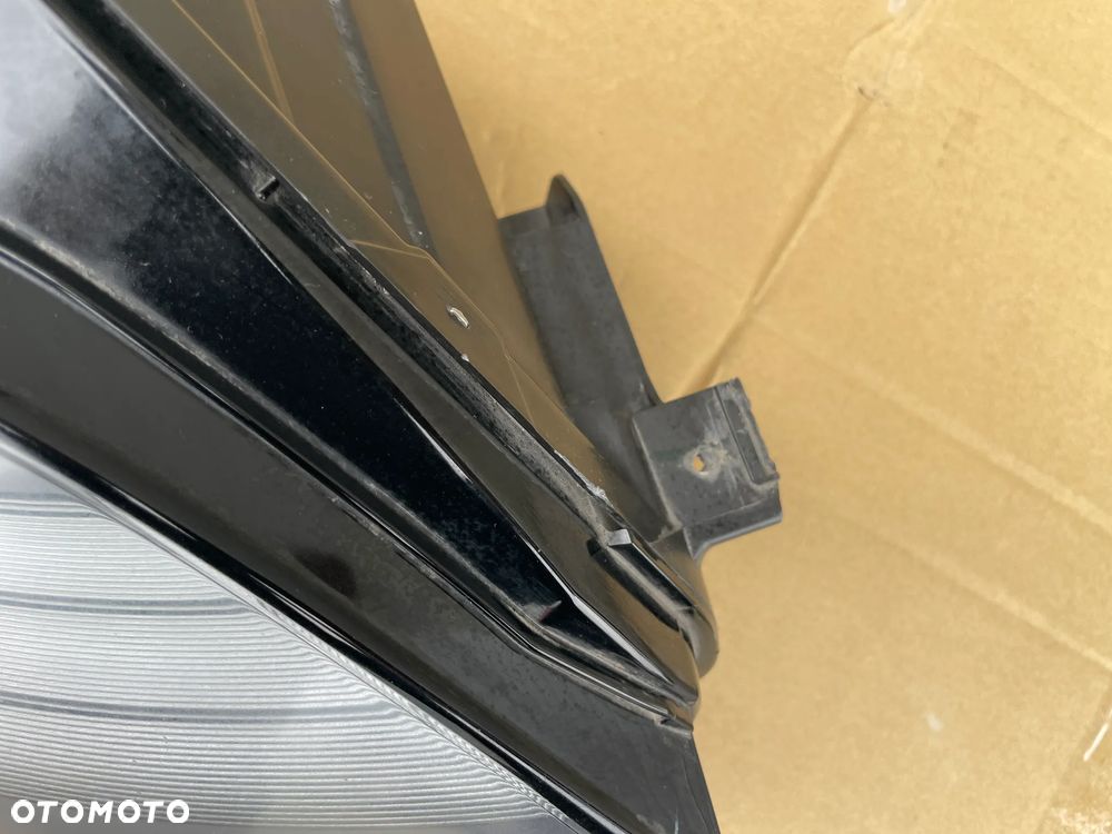 LAMPY PRZEDNIE TESLA MODEL 3 Y LIFT  2020-- Full-led - 7