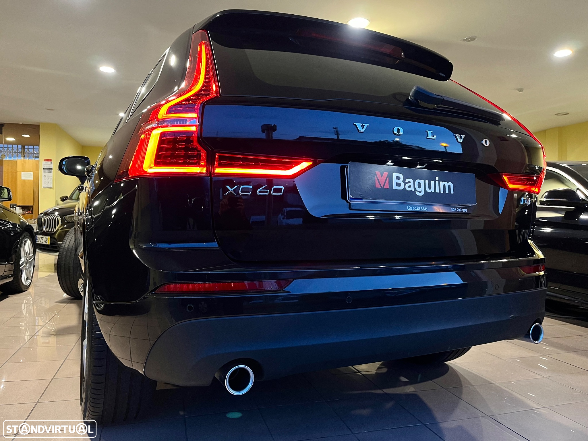 Volvo XC 60 2.0 D4 Momentum AWD Geartronic - 9