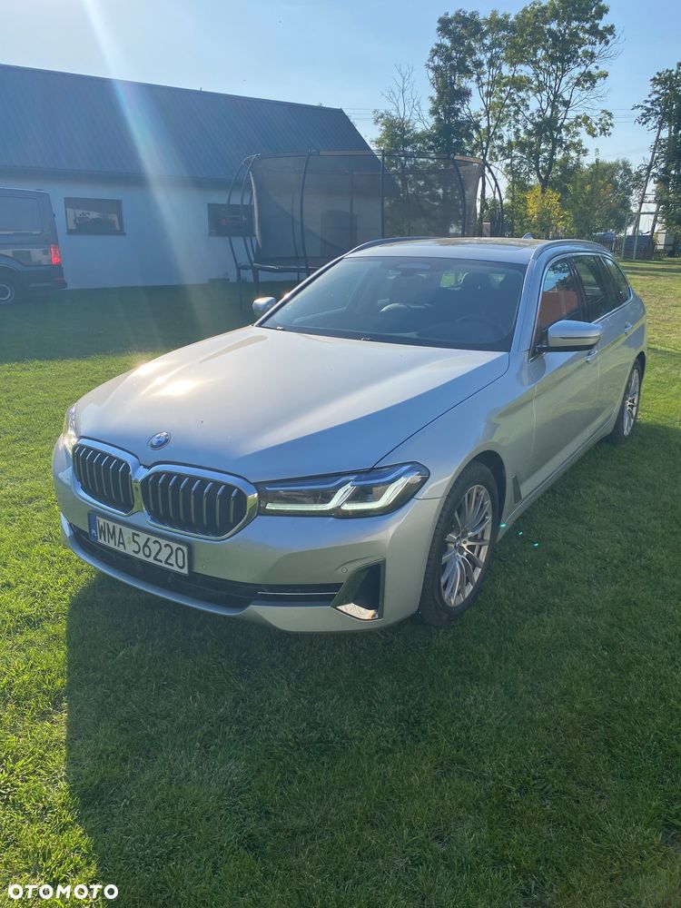 BMW Seria 5 530d Touring Luxury Line - 2