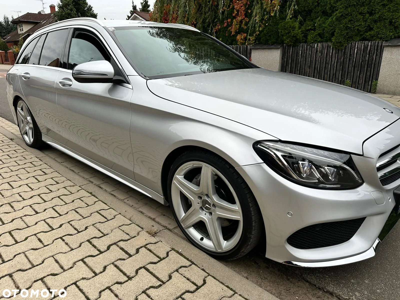 Mercedes-Benz Klasa C 220 d 4Matic T 9G-TRONIC AMG Line - 11