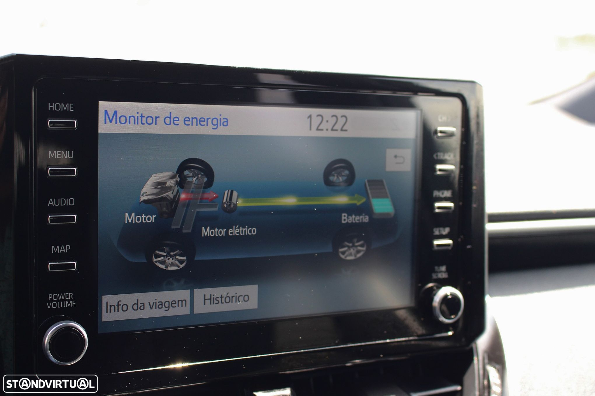 Toyota Corolla 2.0 Hybrid Exclusive - 29