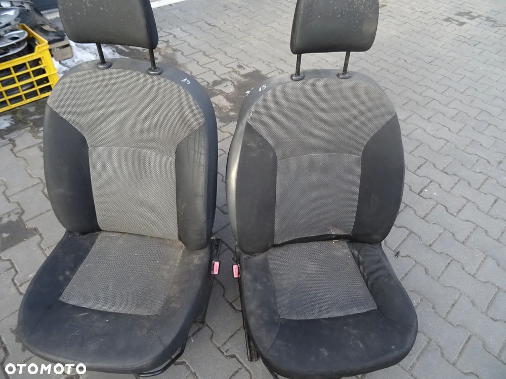 DACIA DOKKER FOTEL FOTELE KIEROWCA + PASAZERA  CZESCI ROZNE PYTAC - 1