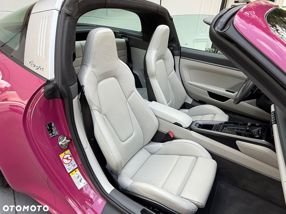 Porsche 911 Targa 4S - 21