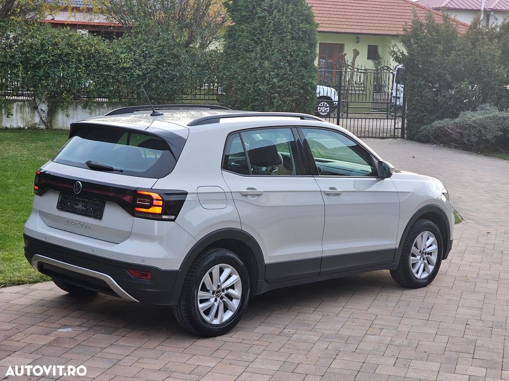 Volkswagen T-Cross - 2
