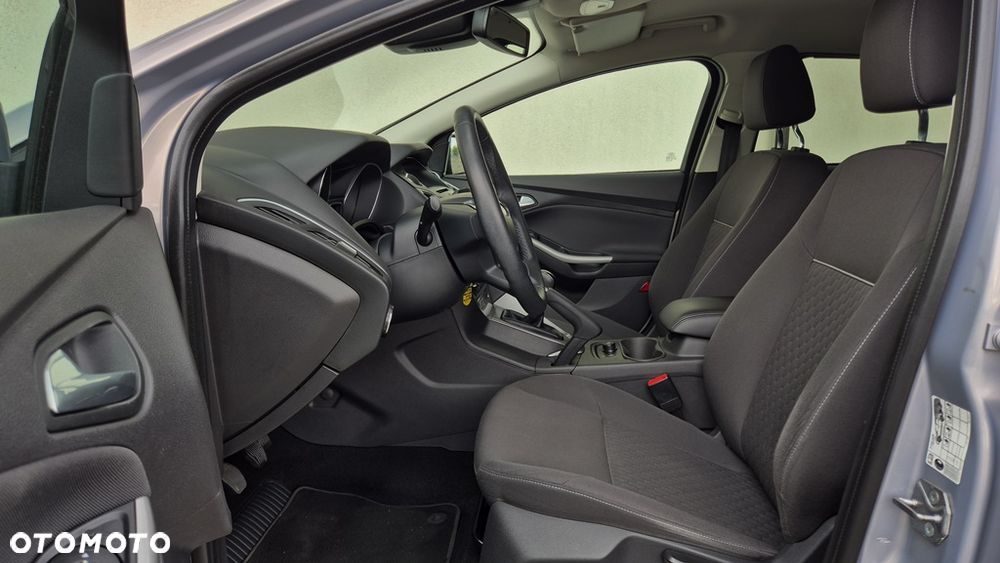 Ford Focus 1.0 EcoBoost Titanium - 28