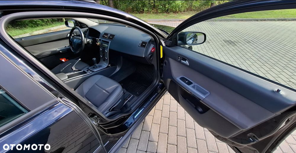 Volvo V50 1.6D Momentum - 17