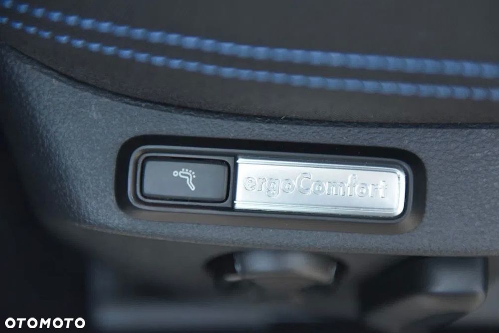 Volkswagen Passat 1.4 TSI Plug-In-Hybrid GTE - 25