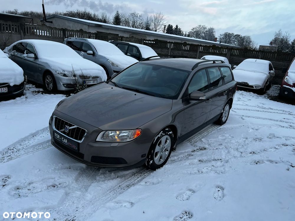 Volvo V70 2.0 Kinetic - 1