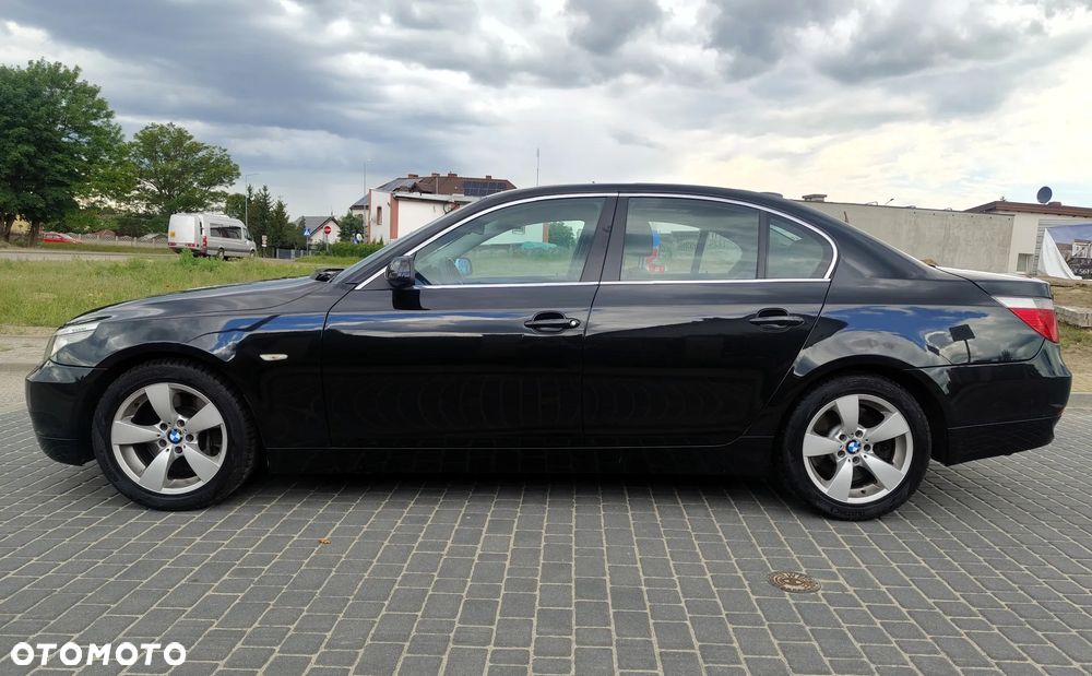 BMW Seria 5 540i Edition Exclusive - 4