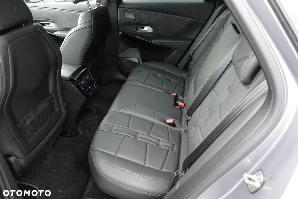 DS Automobiles DS 7 Crossback 1.6 E-Tense 4x4 Opera - 32