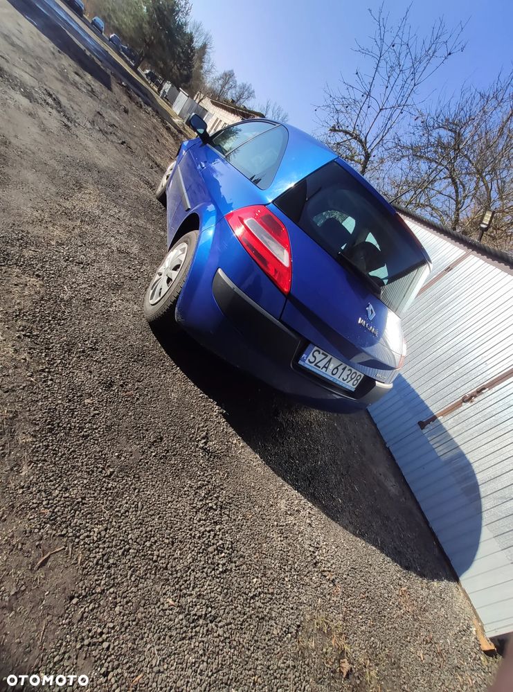 Renault Megane 1.4 Avantage - 9