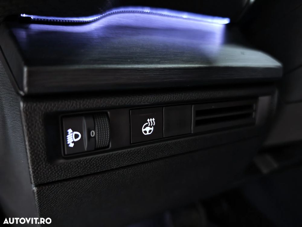 Citroën C5 X 1.2 PureTech 130 S&S EAT8 Shine - 30