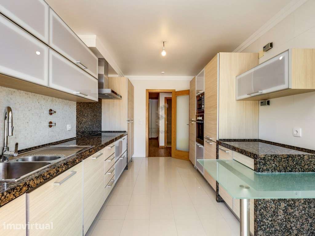 Excepcional T3 Duplex com vista para o rio Tejo - Grande imagem: 2/37