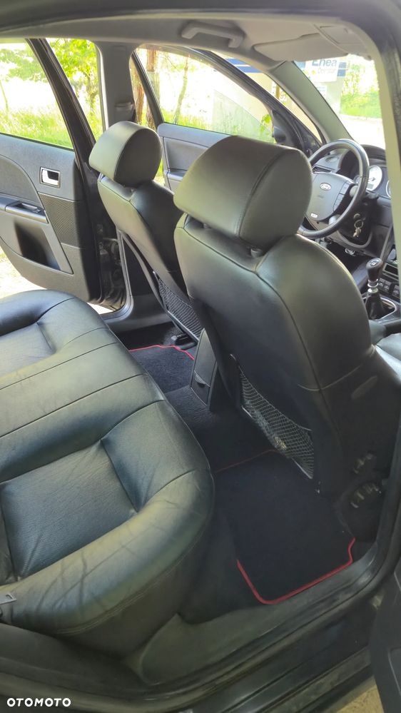 Ford Mondeo - 21