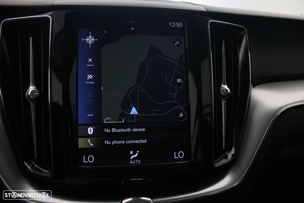 Volvo XC 60 2.0 T8 PHEV Momentum AWD — fotografia 14