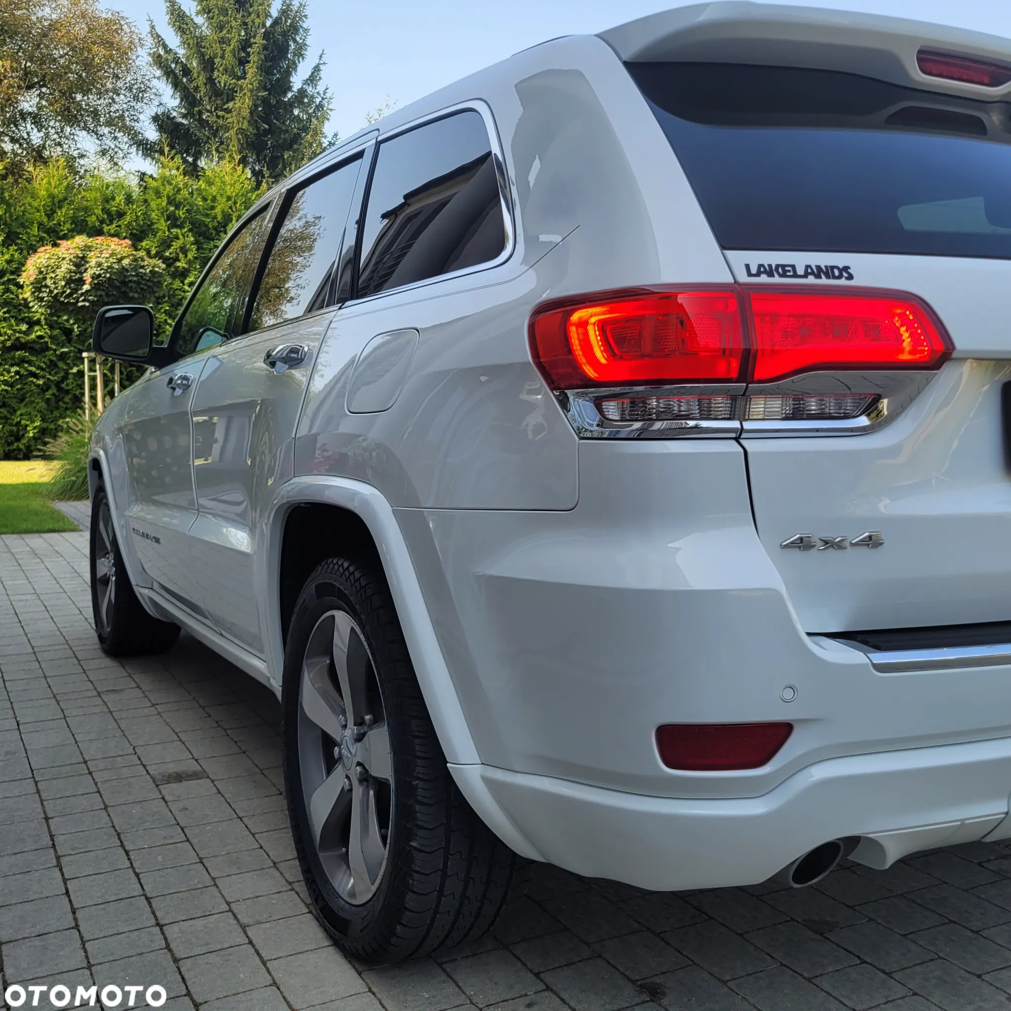 Jeep Grand Cherokee 5.7 V8 HEMI Overland - 10