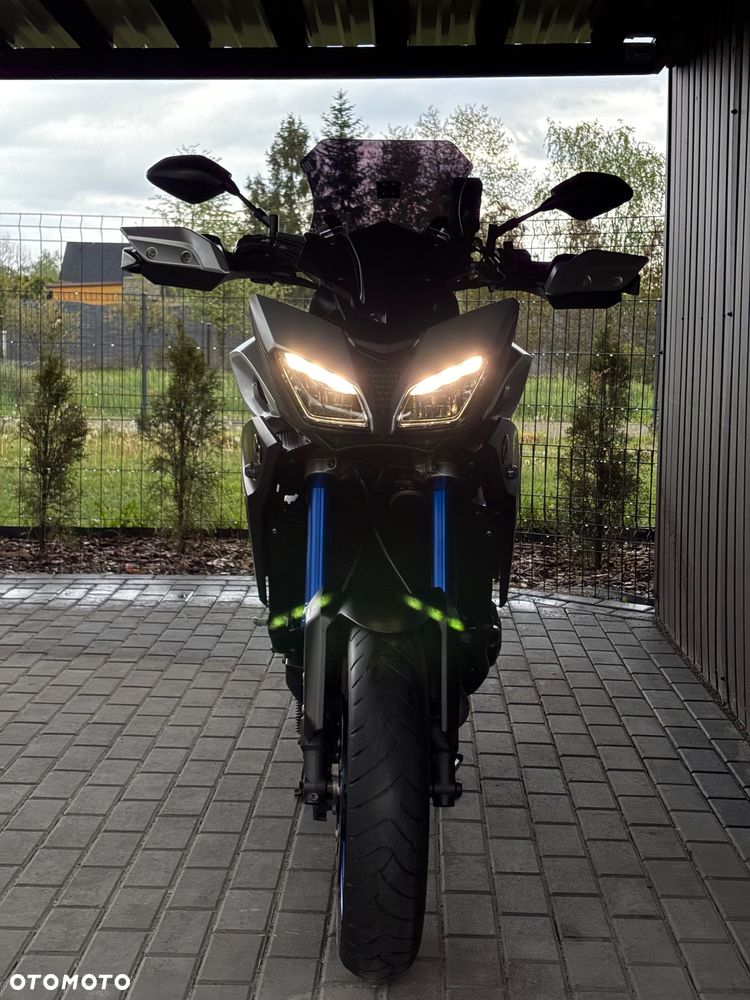 Yamaha MT - 6