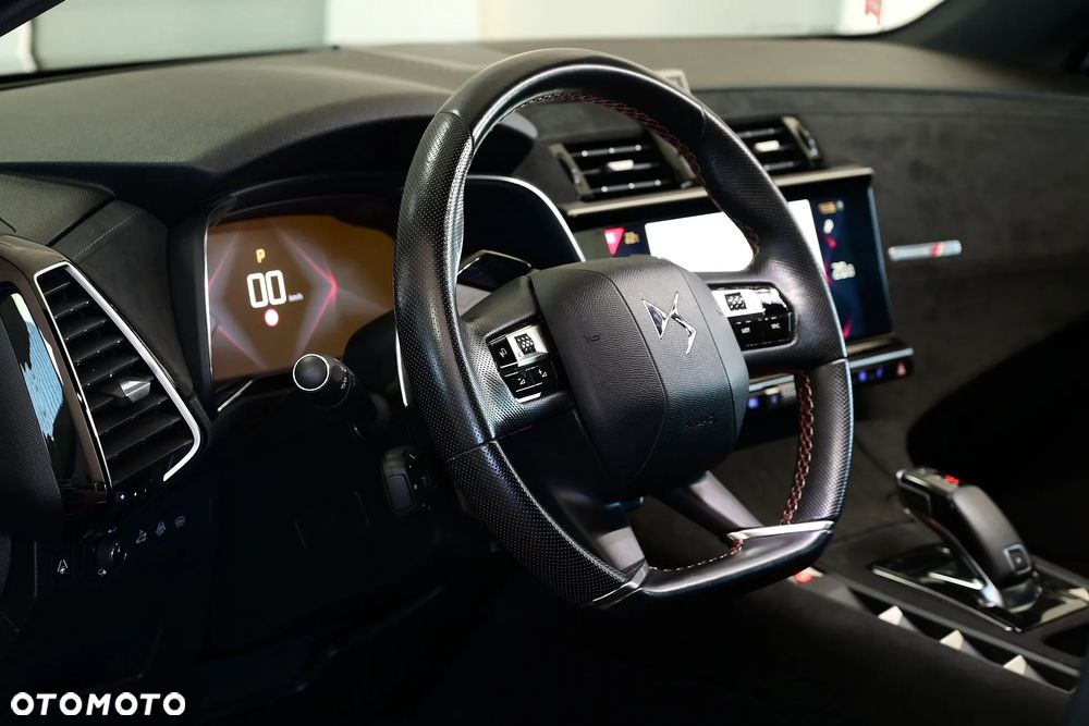 DS Automobiles DS 7 Crossback 2.0 BlueHDi Performance Line + - 24