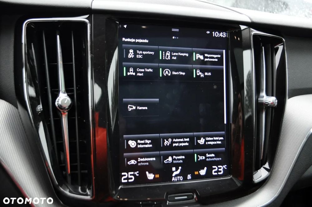 Volvo XC 60 D5 AWD Inscription - 37