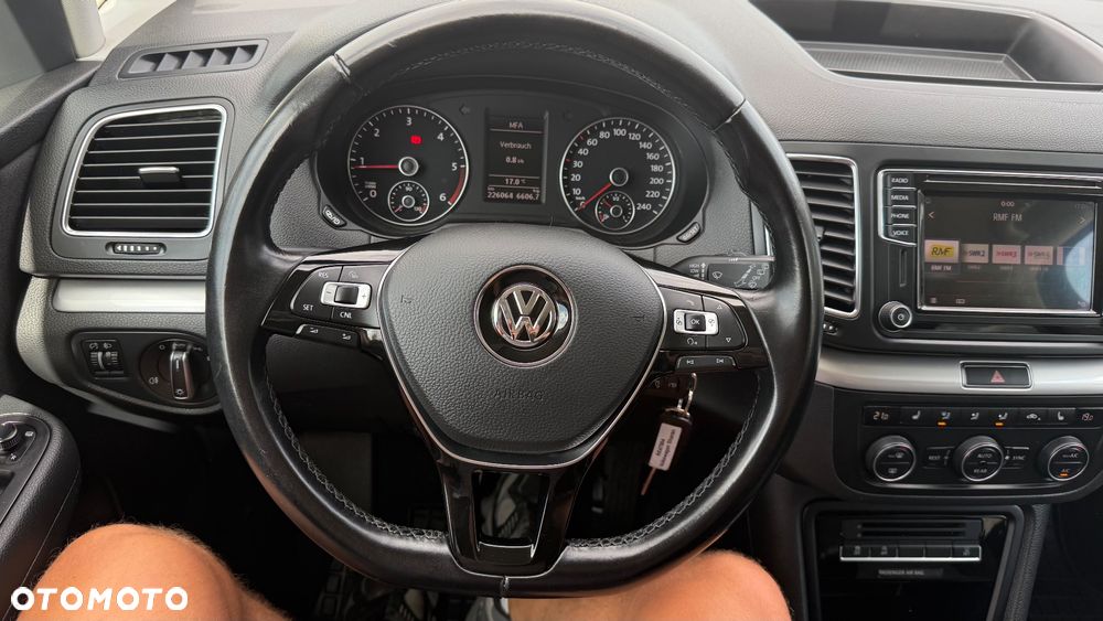 Volkswagen Sharan 2.0 TDI (BlueMotion Technology) Comfortline - 26