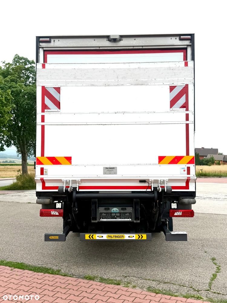 Scania SCANIA R410 / CHŁODNIA / 2020 /  WINDA / BEZ EGR  / TRZECIA OŚ PODNOSZONA ORAZ SKRĘTNA / SPROWADZONY / SYPIALKA / AUTOMAT / 19 PALET / E6 / STAN BARDZO DOBRY - 6