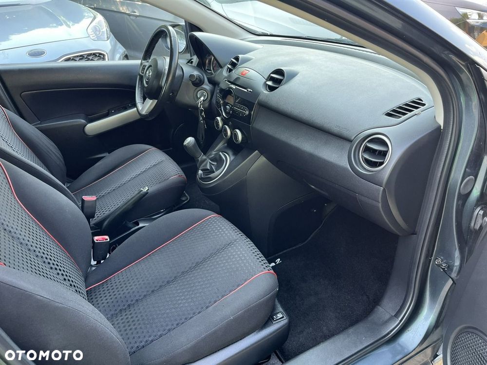 Mazda 2 - 21