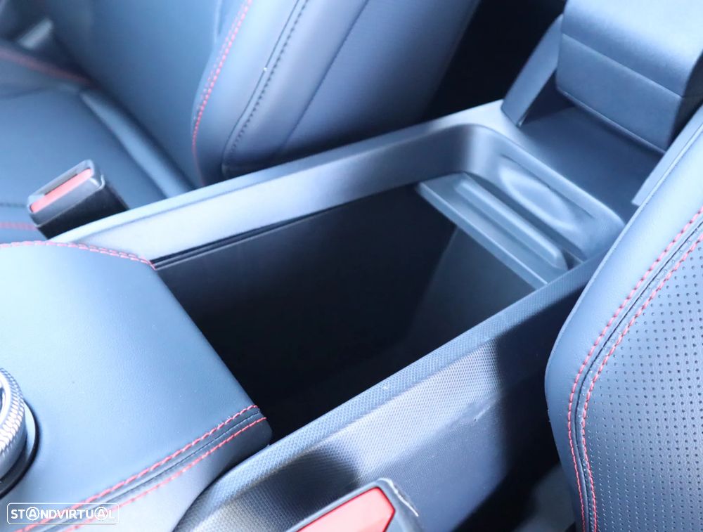 Ford Mustang Mach-E AWD PREMIUM - 43