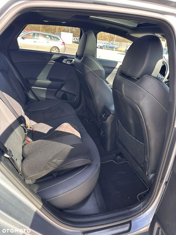 Kia ProCeed 1.5 T-GDI GT Line DCT - 14