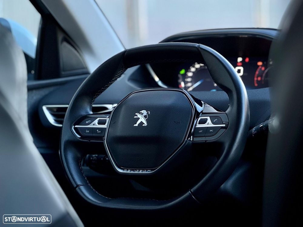 Peugeot 3008 1.6 BlueHDi Allure EAT6 J18 - 15