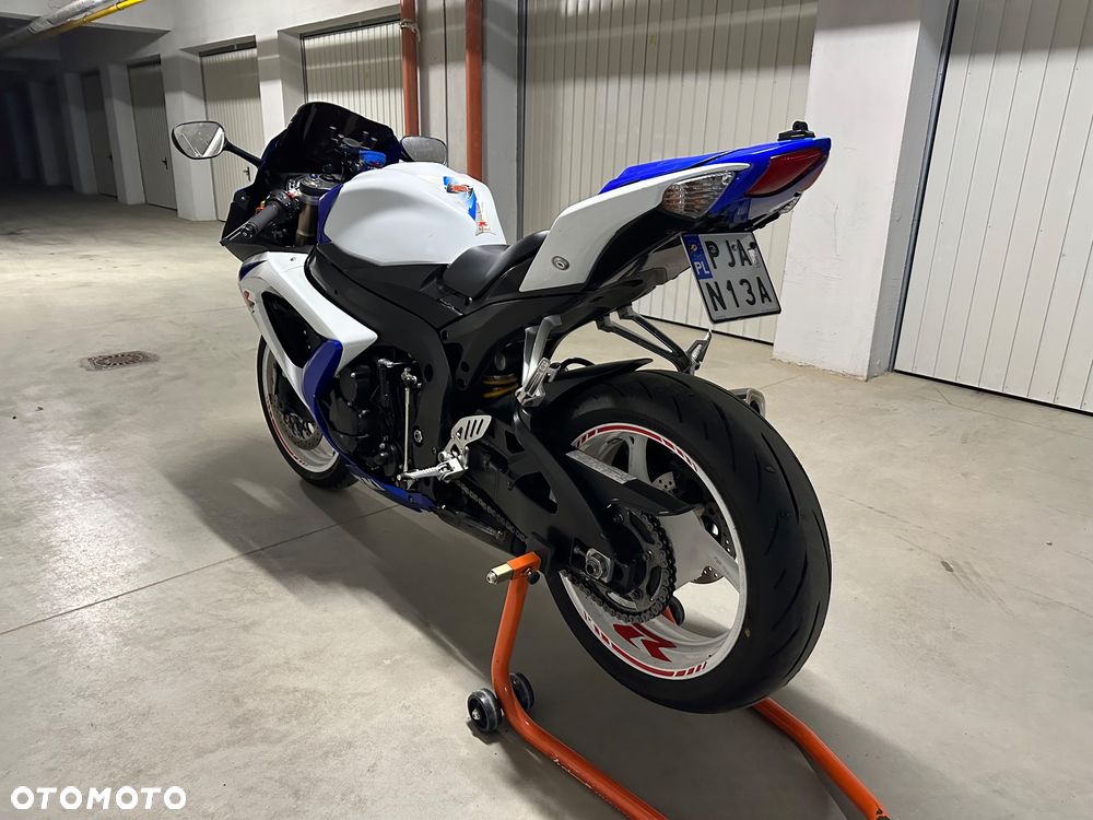 Suzuki GSX-R - 7