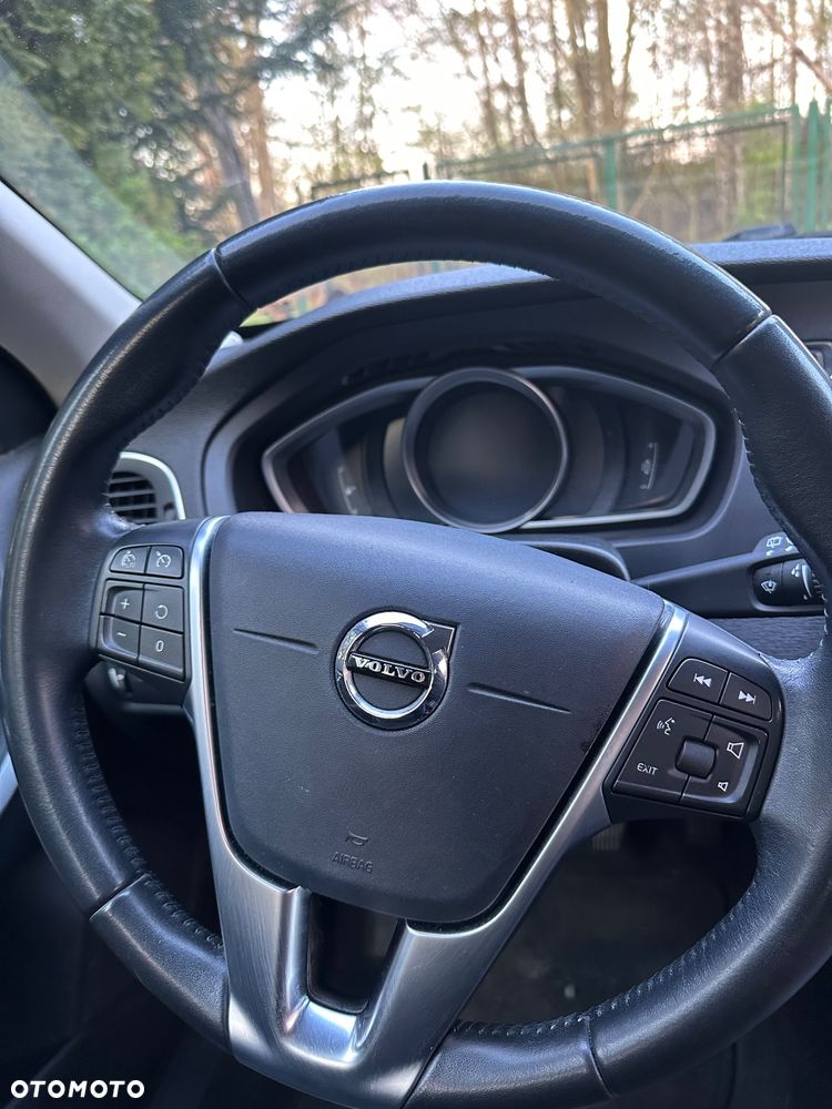 Volvo V40 D2 Momentum - 20