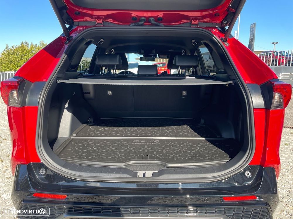 Toyota RAV4 - 11