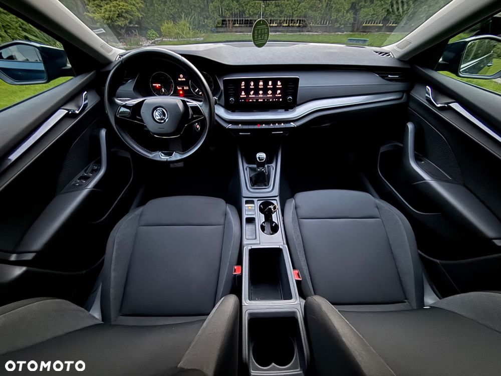 Skoda Octavia 2.0 TDI Active - 11