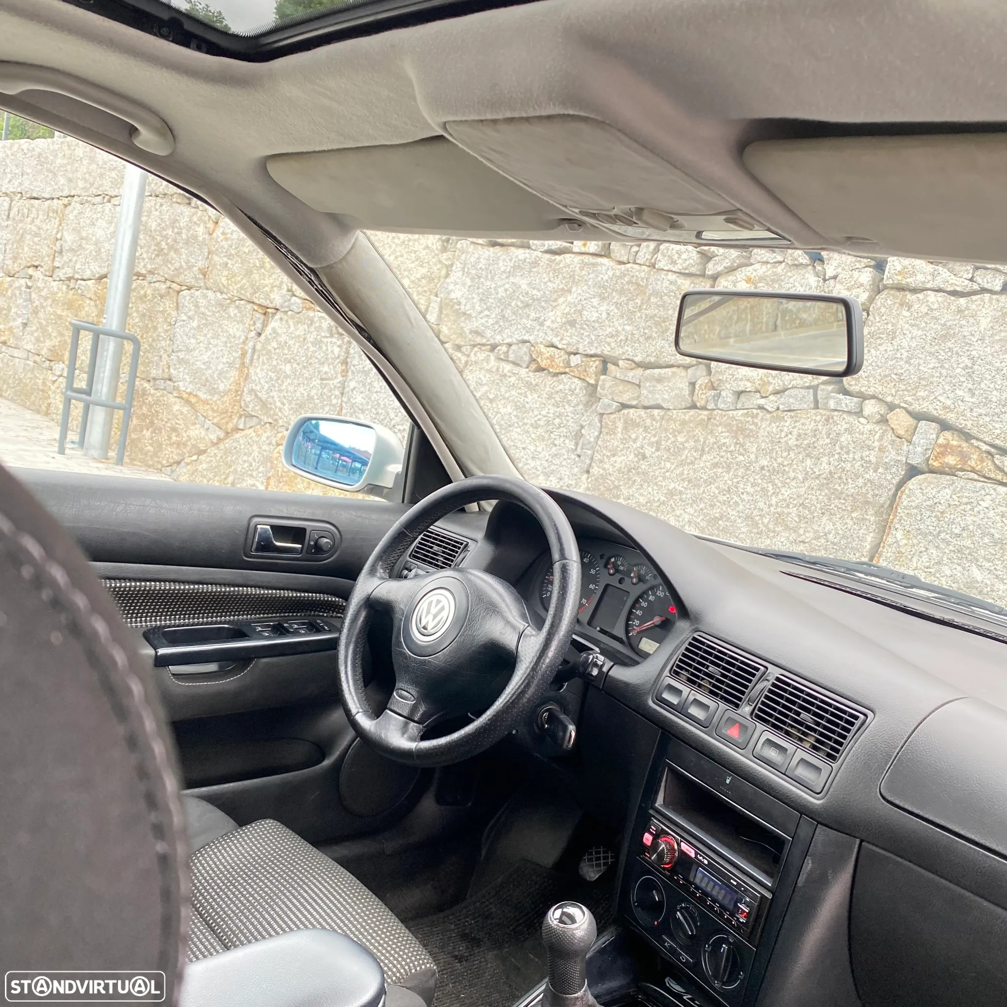VW Golf 1.6 Special - 2