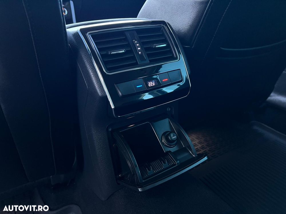 Skoda Superb 2.0 TDI DSG Style - 37