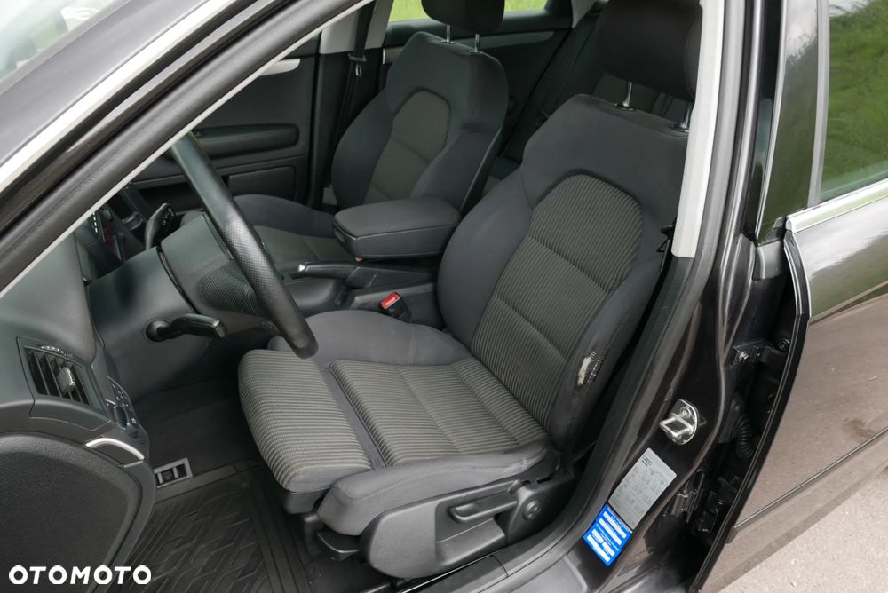 Audi A4 Avant - 15