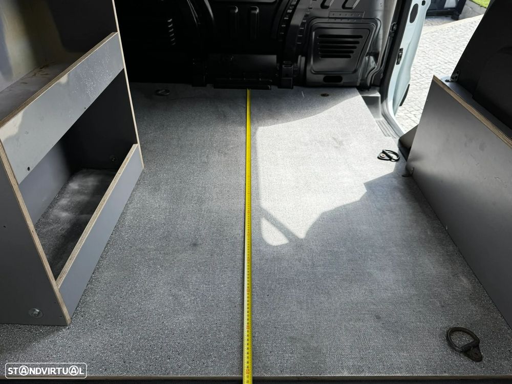 Ford Transit Connect Active FULL EXTRAS - 30